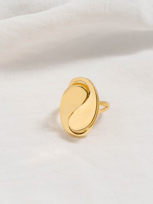 18k Fancy Loop Link Ring
