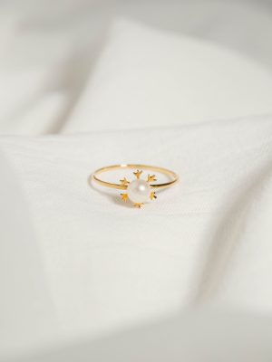 18k Snowflake Pearl Ring - 18k Yellow Gold