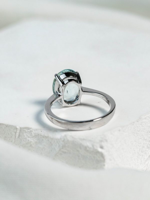 Solitaire Aquamarine Prong Set Ring in 18k White Gold