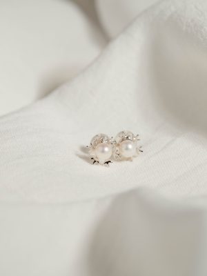 18k Snowflake Pearl Earring - 18k White Gold