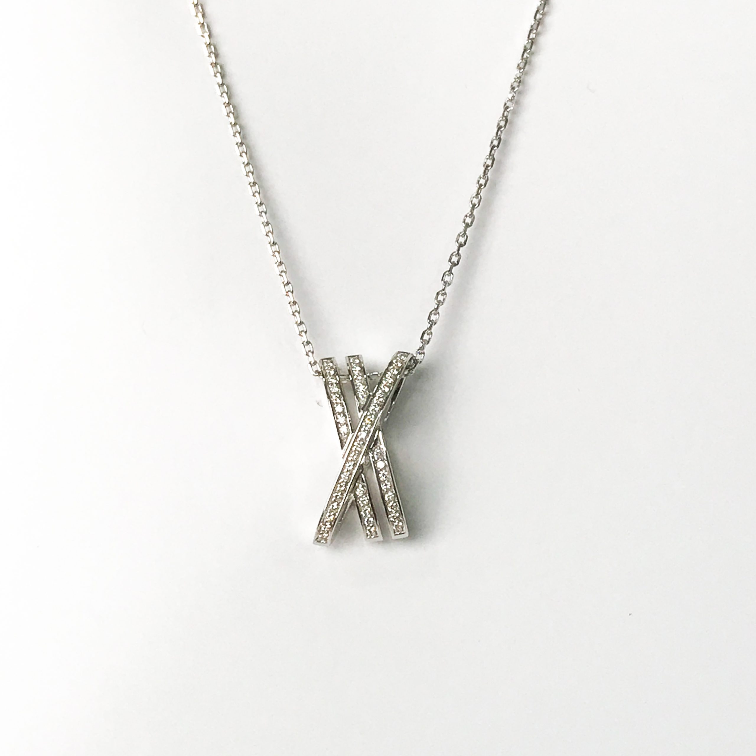 18k Criss-Cross Overlap Bar Diamond Pendant