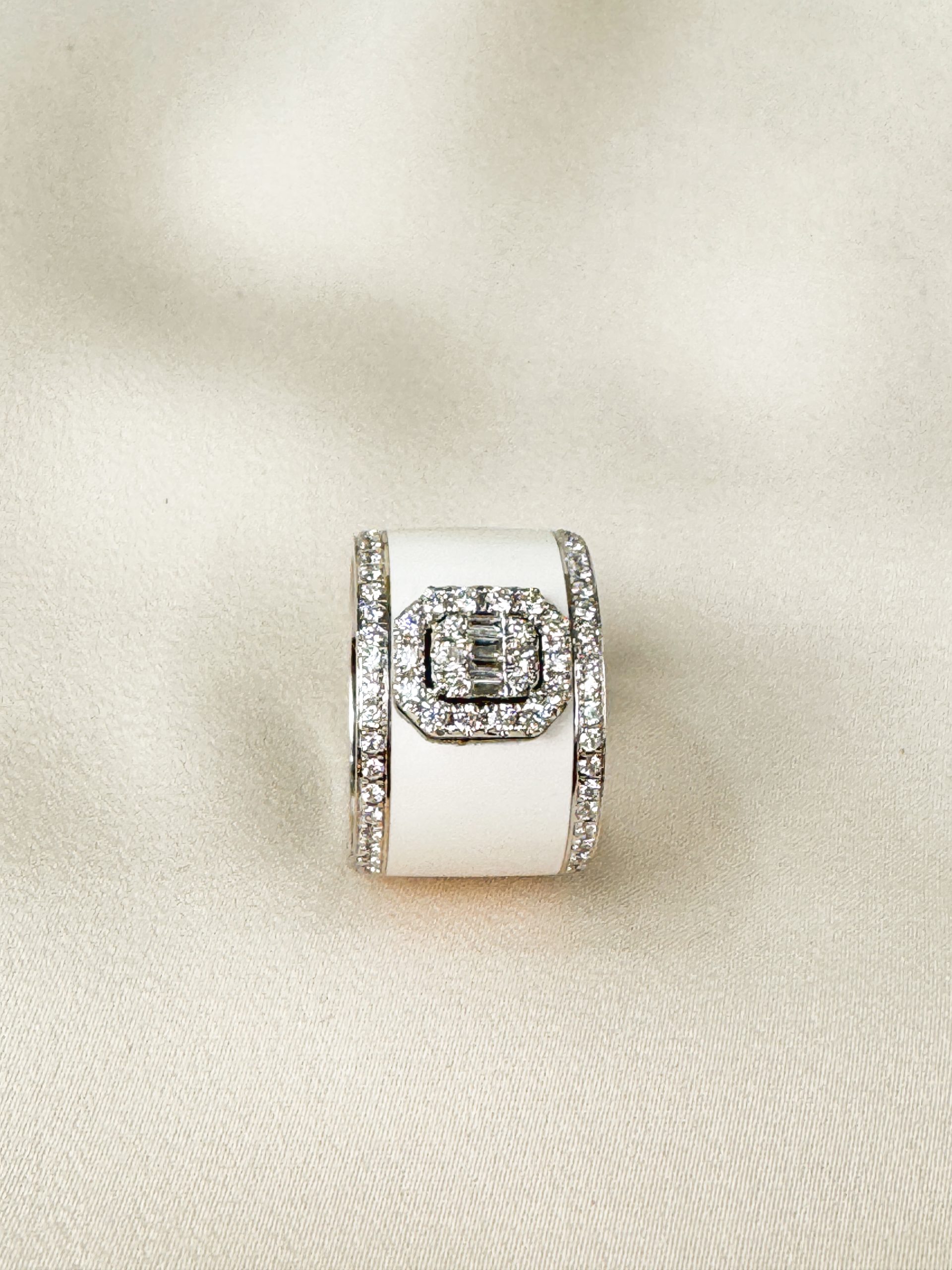 18k Bold White Diamond Statement Ring