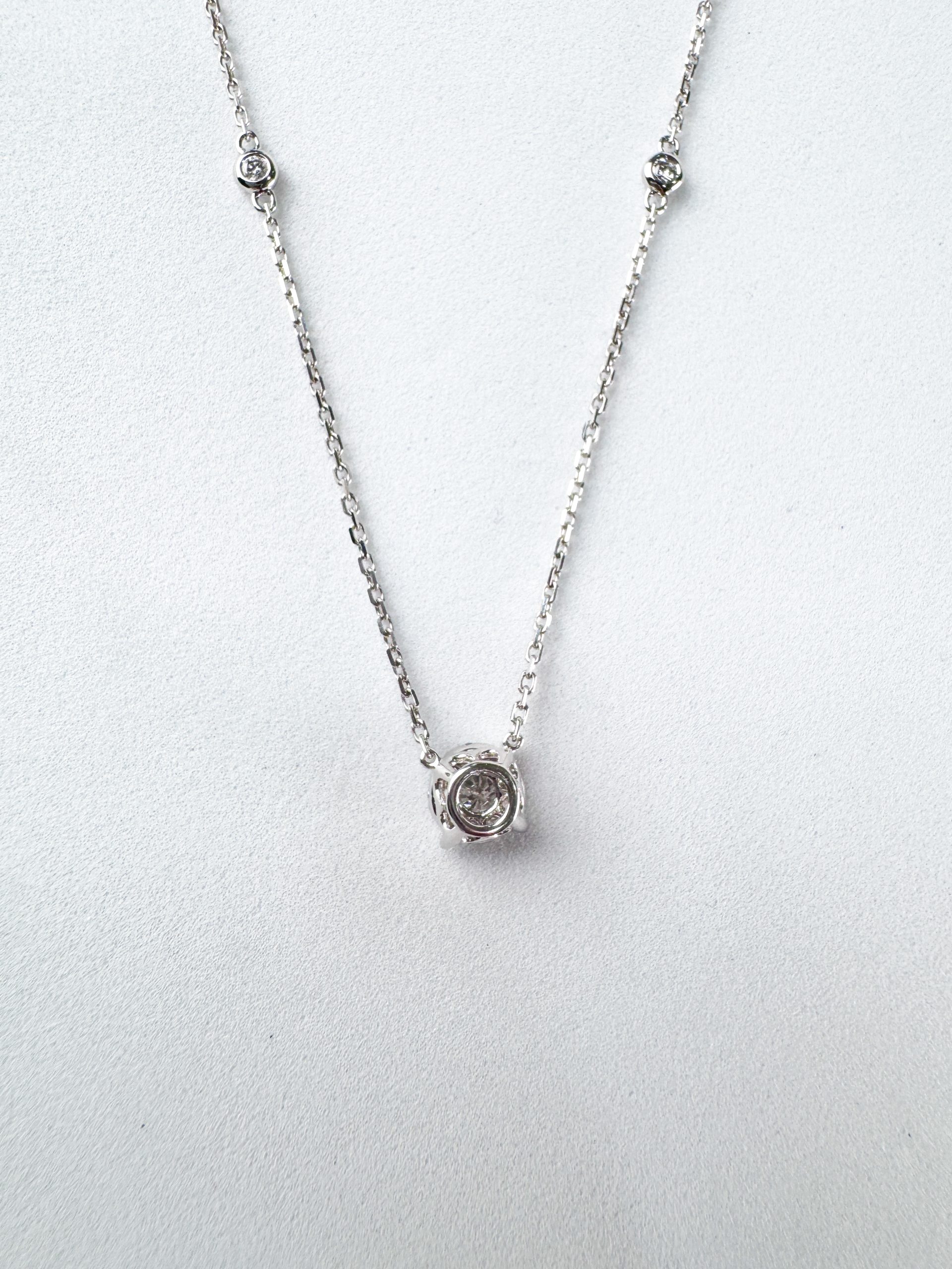 18k Halo Diamond Station Pendant